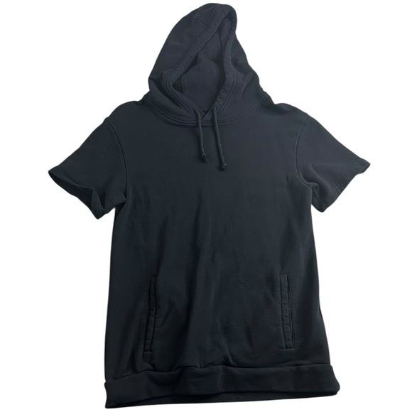 Alphalete‎ Black Short Sleeve Hoodie Men’s Size XS Pullover Athletic Casual - Picture 1 of 5